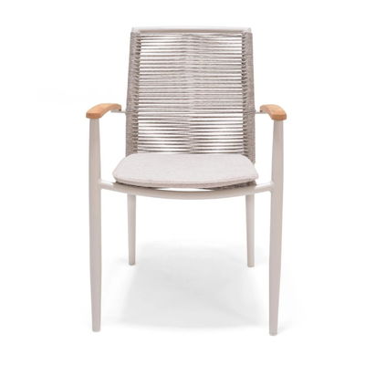 Godetevi i pasti al fresco con AJUNION Luxury Aluminum Garden Set e Poltrona a corda