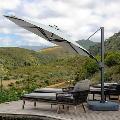 Arredamento esterno imperdibile Gran ombrello a manica in alluminio con luci solari a LED