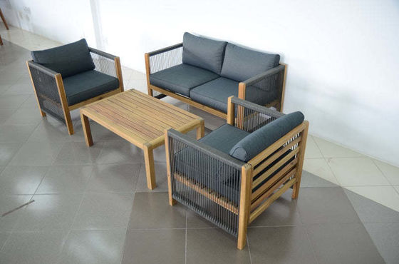 Set di mobili da esterno con sedie da salotto in legno e tessuto di rattan in PE W71 x D66 x H64cm