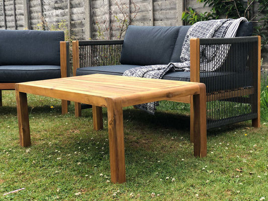 Set di mobili da esterno con sedie da salotto in legno e tessuto di rattan in PE W71 x D66 x H64cm