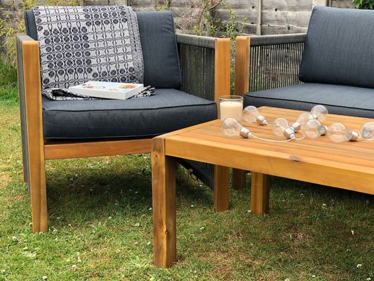 Set di mobili da esterno con sedie da salotto in legno e tessuto di rattan in PE W71 x D66 x H64cm