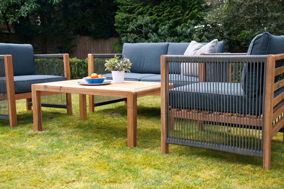 Set di mobili da esterno con sedie da salotto in legno e tessuto di rattan in PE W71 x D66 x H64cm