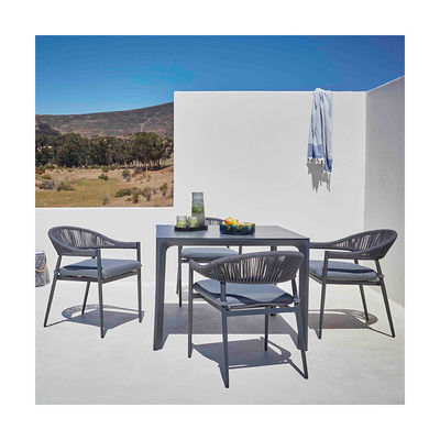 Elegante set da pranzo all'aperto con telaio in metallo e poltrona a corda L 57 x W60 x H74cm