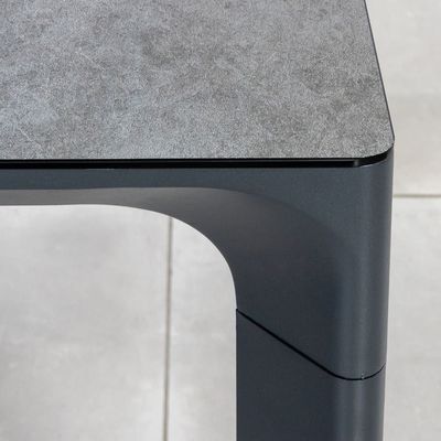 Elegante set da pranzo all'aperto con telaio in metallo e poltrona a corda L 57 x W60 x H74cm