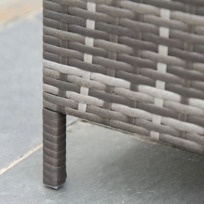 Cornice di tubi in acciaio 5 pezzi mobili per patio esterno Set con sedie di rattan PE e ottomani