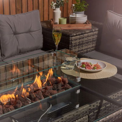 Set di giardino di rattan per cortile con tavolo a fuoco AJUNION 8 posti divano sezionale set