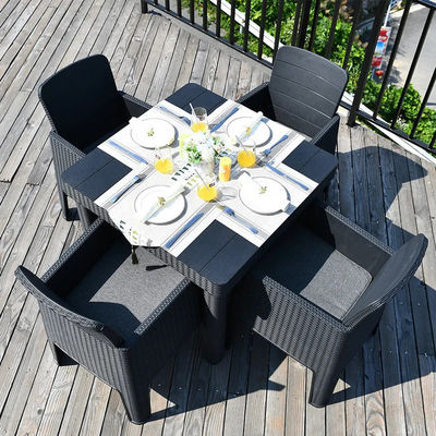 Logo Nessun o Logo personalizzato Nordic Outdoor Stackable Plastic Dining Table and Chair Set