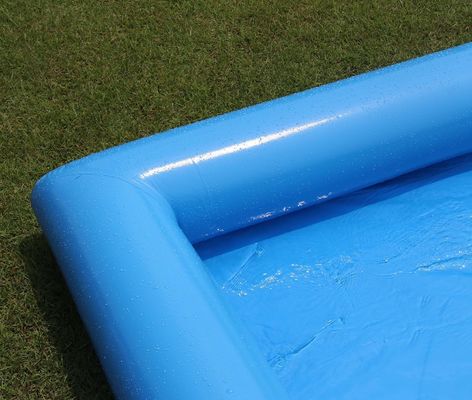 Trasforma il tuo cortile in un campo con la piscina gonfiabile di pallavolo AJUNION 33FT
