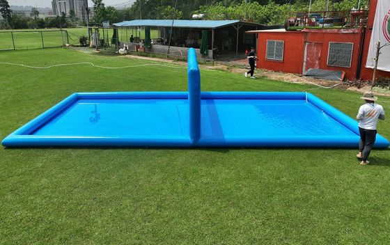 Trasforma il tuo cortile in un campo con la piscina gonfiabile di pallavolo AJUNION 33FT