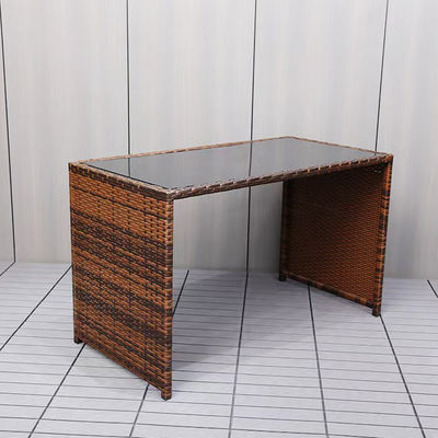 Set di giardino di plastica di rattan moderno per il giardino.