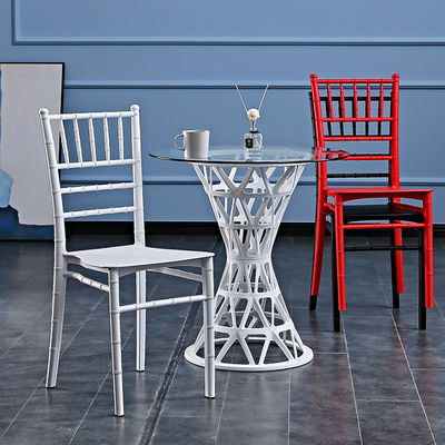 Hotel Outdoor Resina impilabile Napoleon Tiffany Chiavari Sedile da pranzo con logo personalizzato