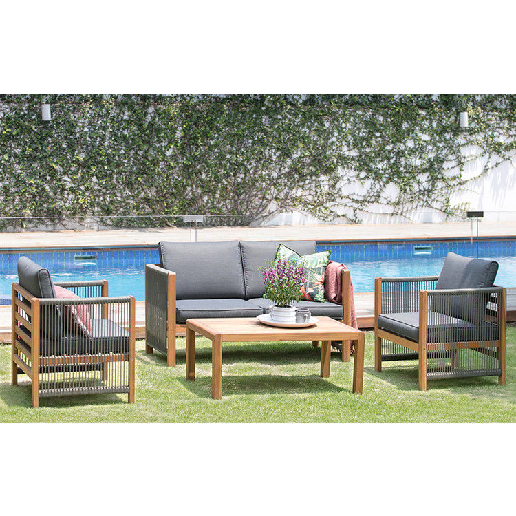 Set di mobili da esterno con sedie da salotto in legno e tessuto di rattan in PE W71 x D66 x H64cm