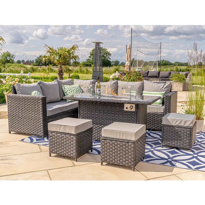Mobile modulare Wicker Rattan Set esterno con tavolo a fuoco AJUNION Garden Design